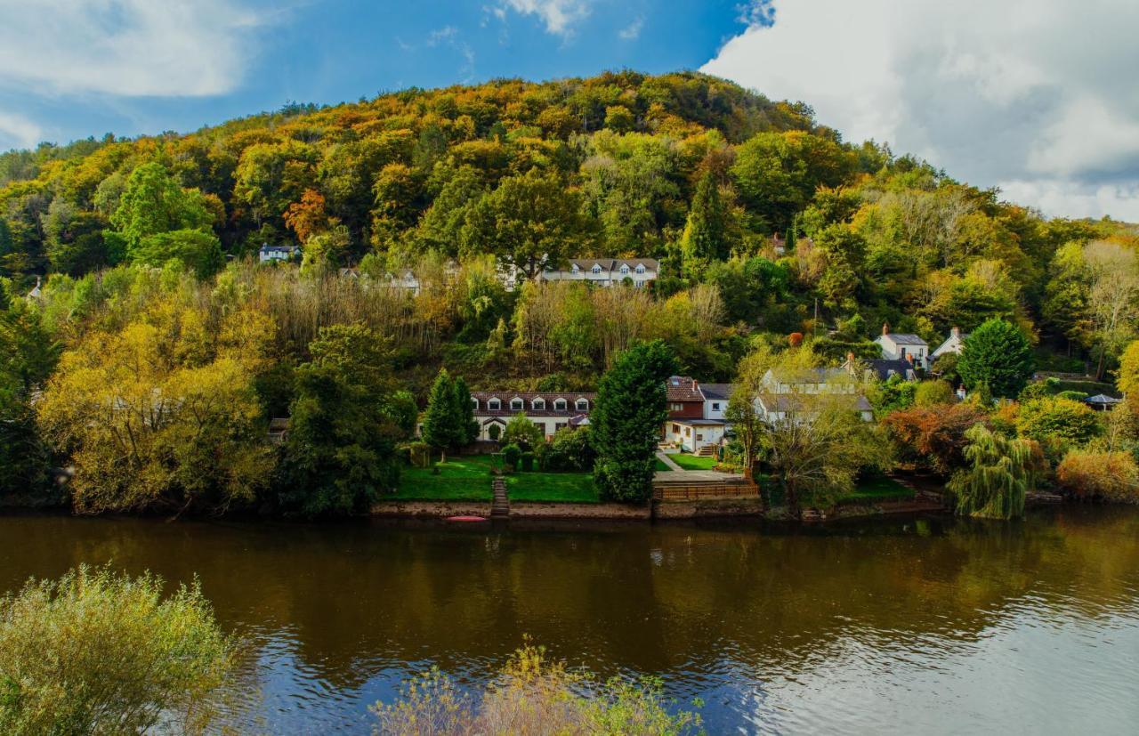 シモンズ・ヤット Wye Rapids House Bed & Breakfast エクステリア 写真